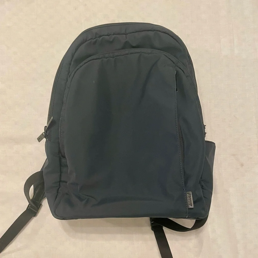 Away Men's Backpack in Navy and Gray